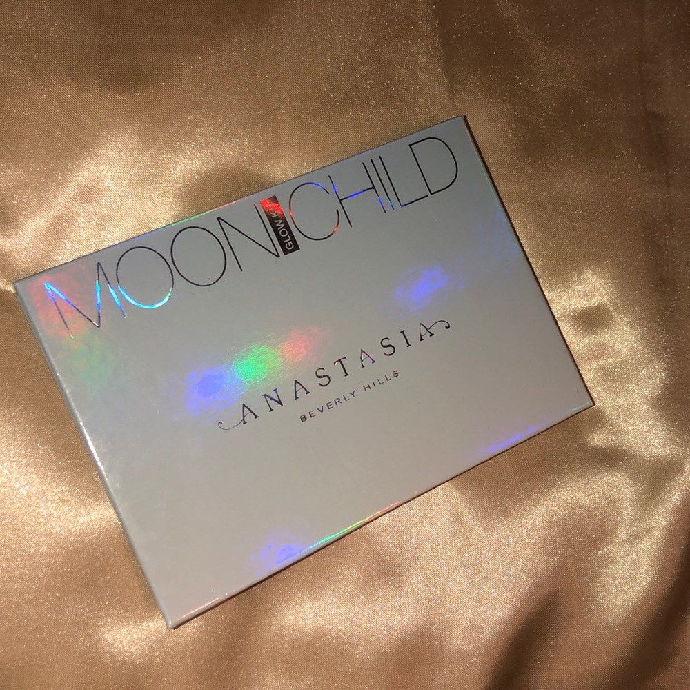 Anastasia Moon Child palette